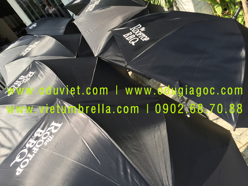 xưởng sản xuất ô dù cầm tay in logo quảng cáo